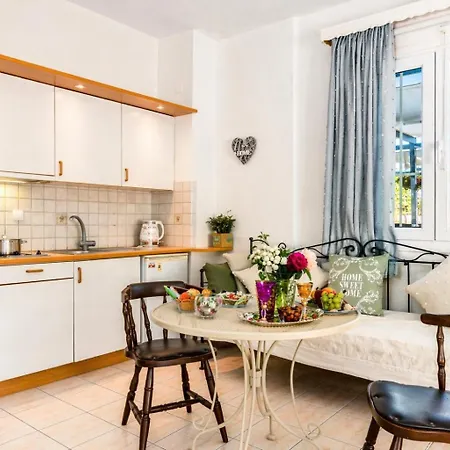 Acqui Apartment *